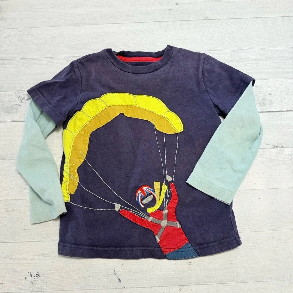 Mini Boden boys appliqué‎ paraglider long sleeve shirt 4/5